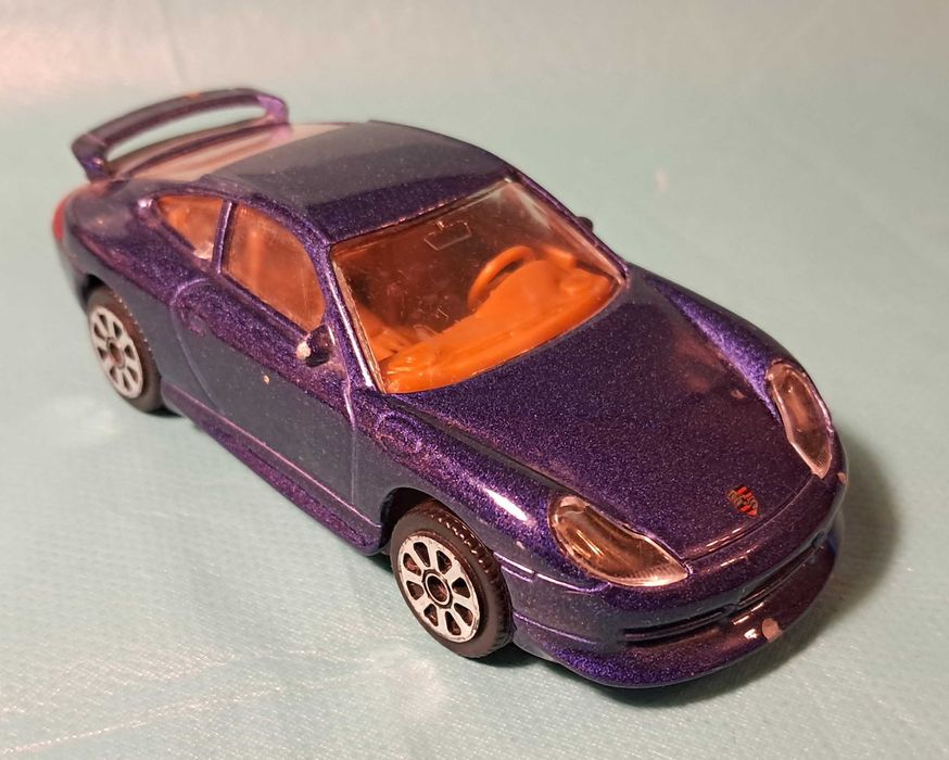 Autko, resorak Bburago -  Porsche 911 Carrera