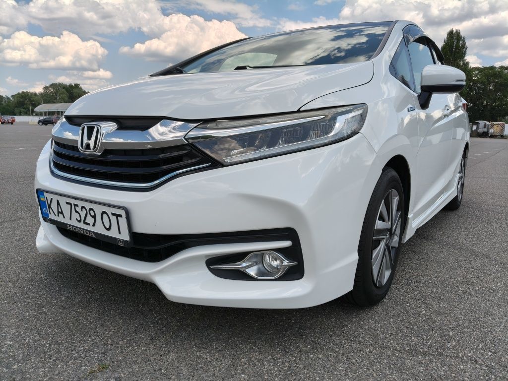 Honda Shuttle 2016, 1.5 гібрид