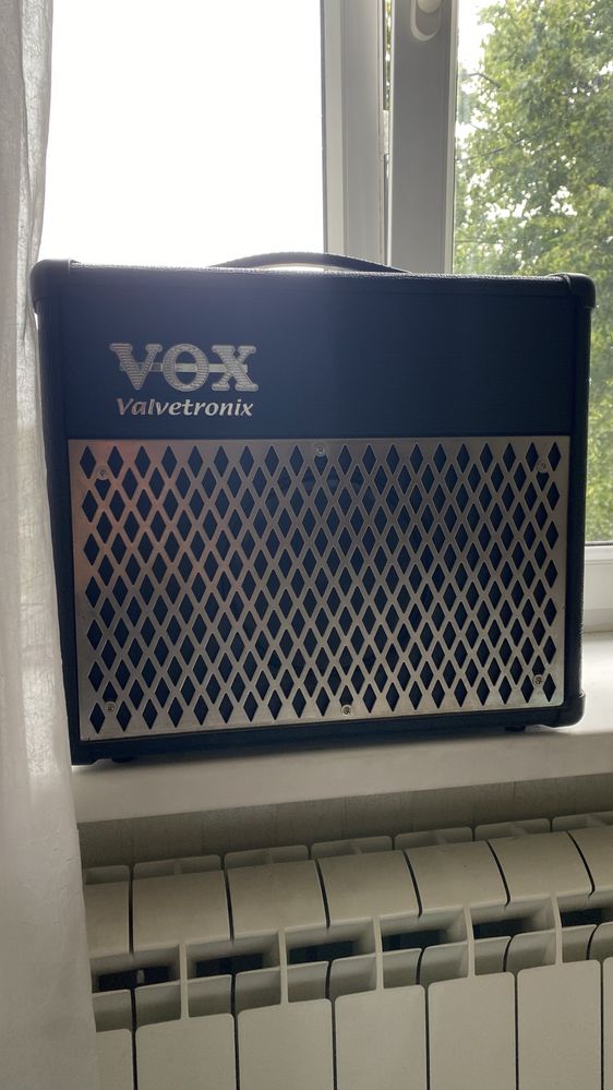 Ламповий  комбопідсилювач vox ad15 vt