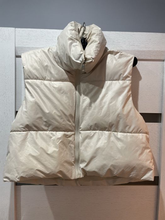 Жилетка коротка біла