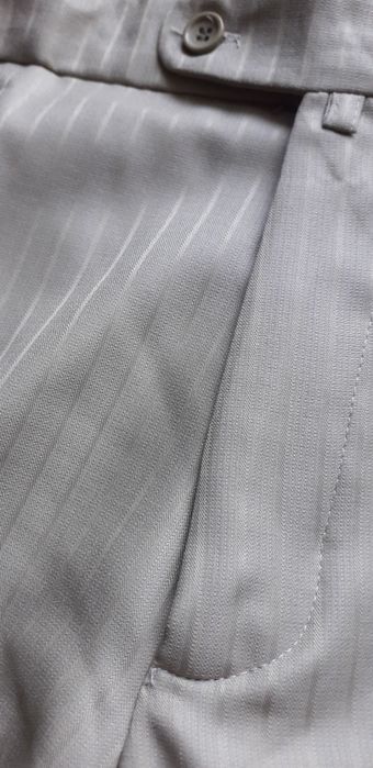 Garnitur męski w prążki 54