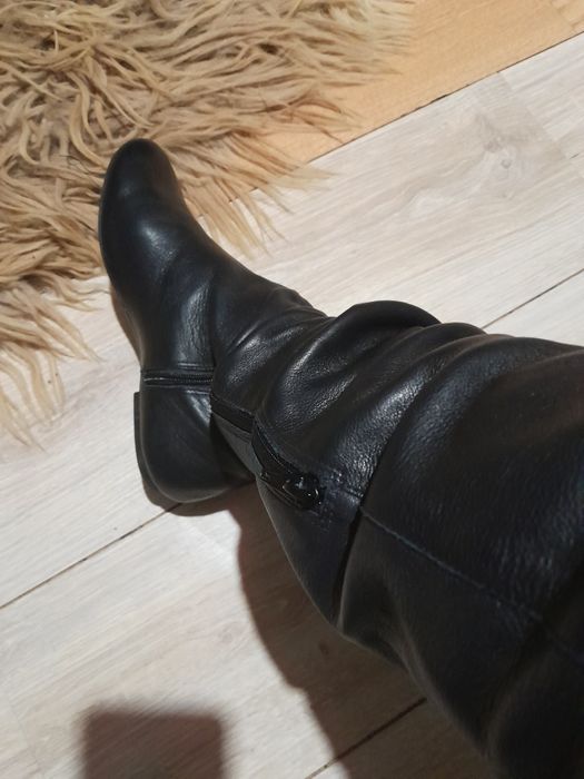 Шкіряні високі чоботи ботфорди 39