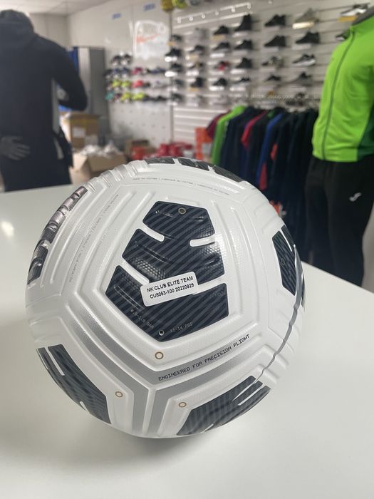 М'яч футбольний Nike Club Elite Team FZ7544-100