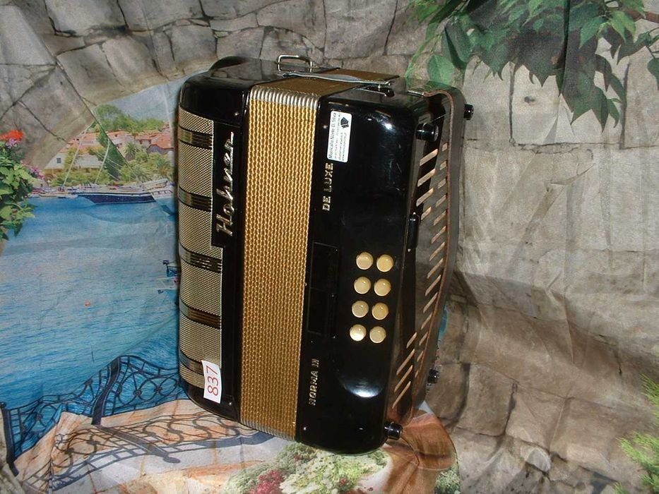 Concertina para venda N, 837