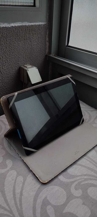 Tablet Lenovo TB‑X104F Usado, Bom estado, Sem riscos