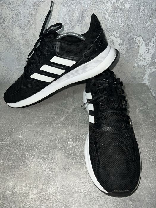 Кросівки бігові Adidas 100% оригінал