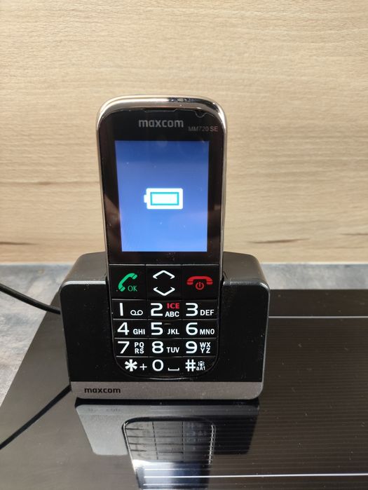 Telefon dla seniora maxcom