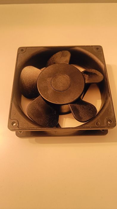 Wentylator osiowy NMB 4715MS-23T-B5A