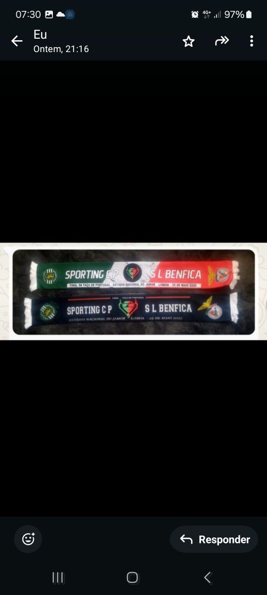 Uma Bandeira Sporting Bi Campeao e 3 Cahecois a escolha
