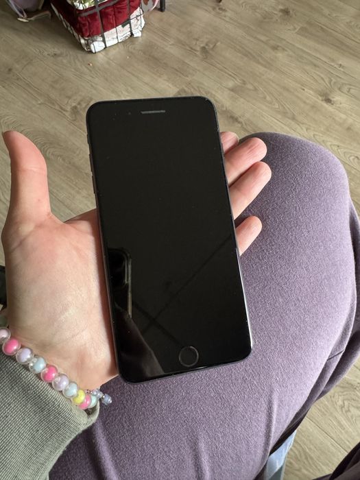 Iphone 8 plus stan baddzo dobry