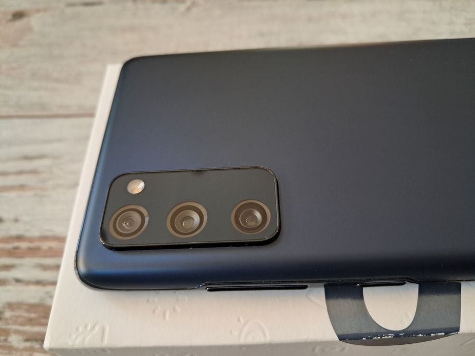 Samsung galaxy S20 FE 5g 128gb