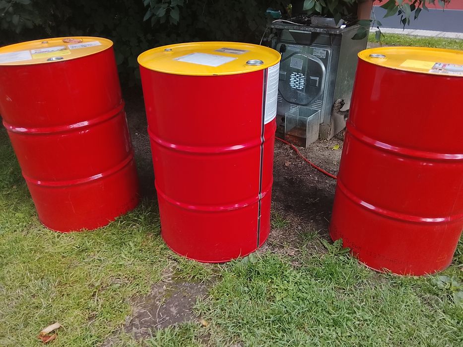 Sprzedam beczki 200 l