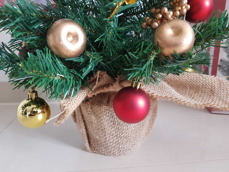 NOWA choinka z dekoracją wys. 60 cm