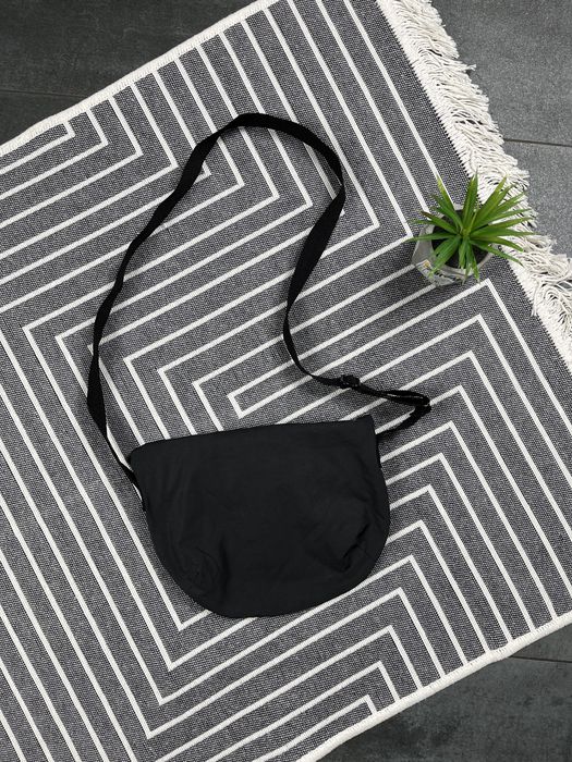 Сумка мессенджер Uniqlo