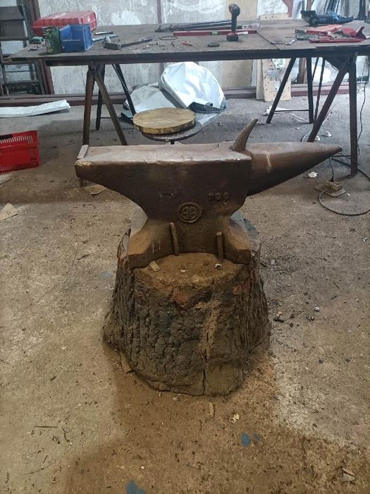 Kowadlo 200 kg sprzedam