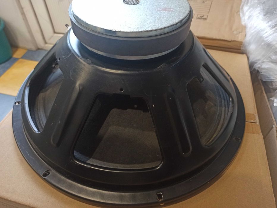 Динамик  Soundking FB 1501 8 ом БУ