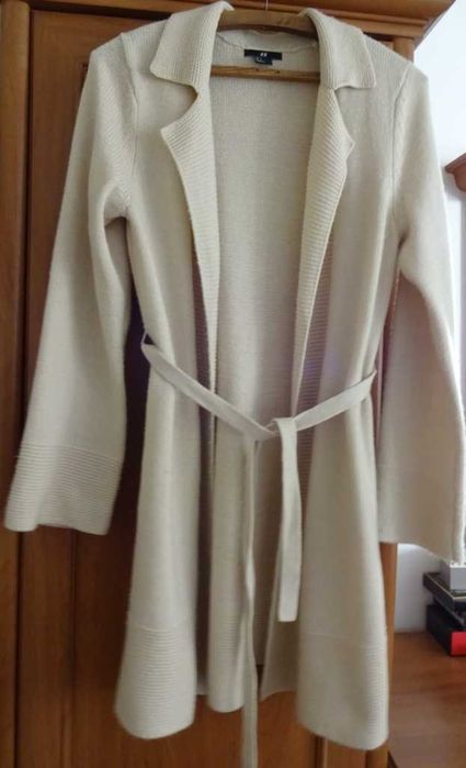 Kardigan Jasny Beżowy Długi, Ciepły, Kołnierz, Prosty Wzór, Praktyczny