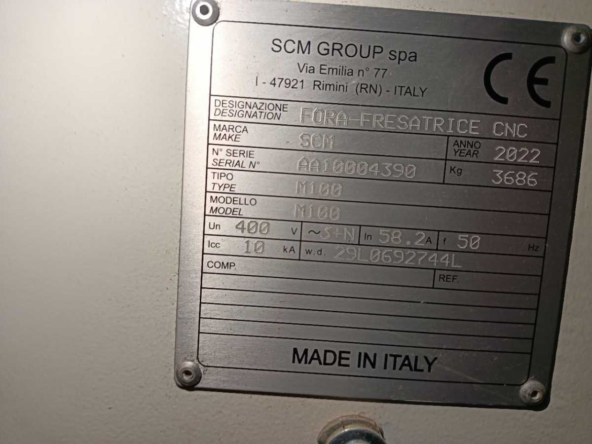 SCM GROUP M100 - centrum obróbcze CNC