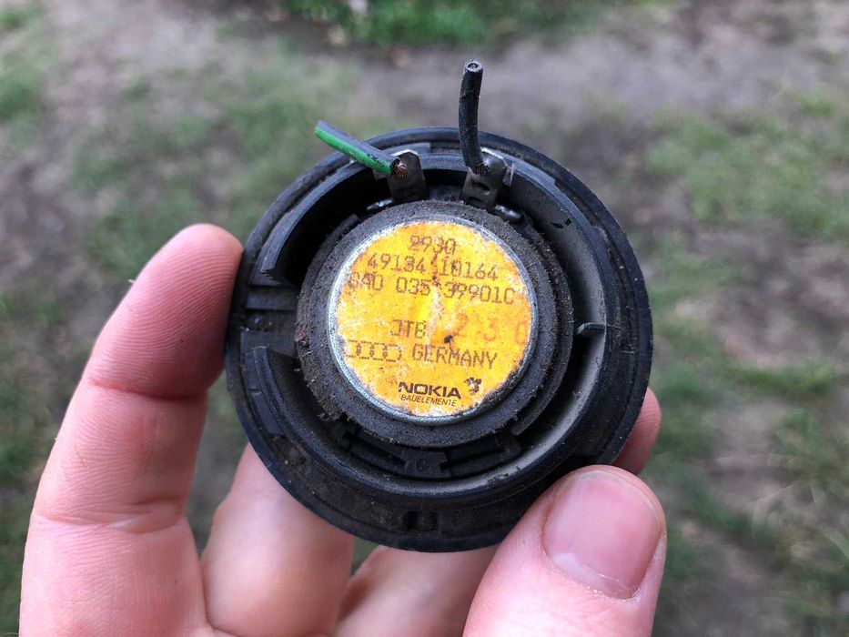 Динамік пищалка NOKIA в дверную карту Audi A6 100 C4 80 B4