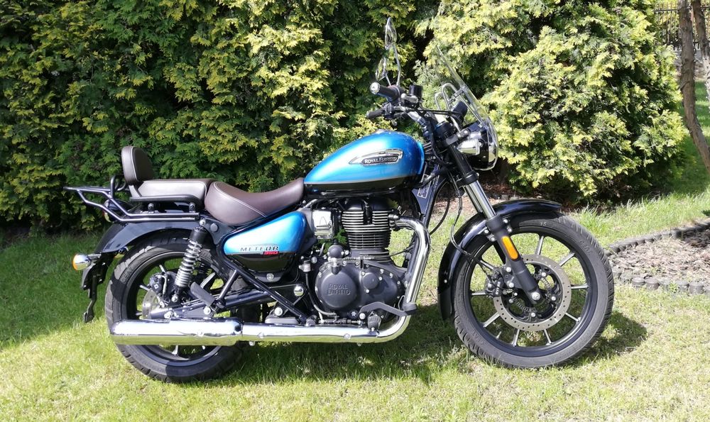 Royal Enfield 350 Meteor 22r ABS A2 Wideo