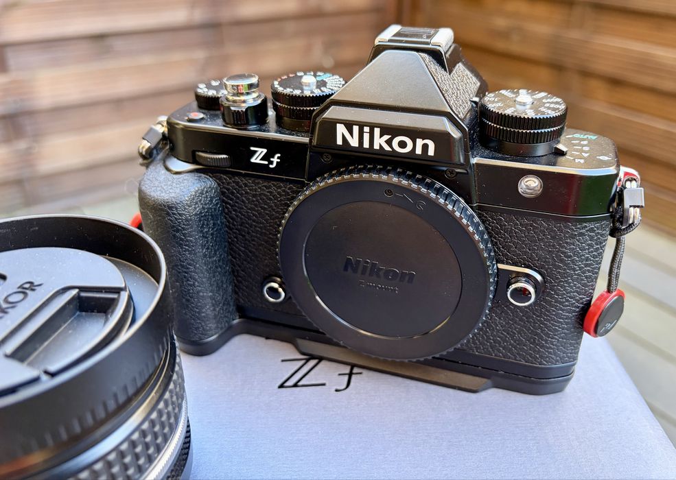 Nikon Zf + Z 40 f2