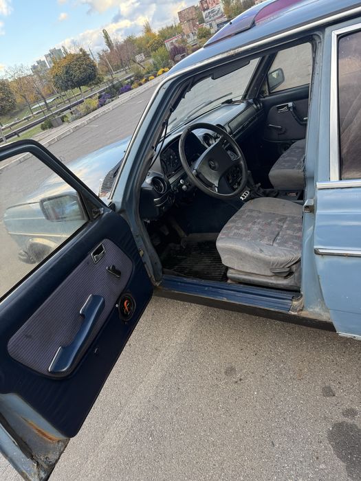 Mersedes-Benz W123 2.0disel