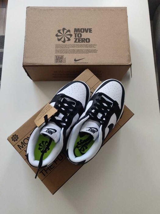 Nike Dunk Low Panda