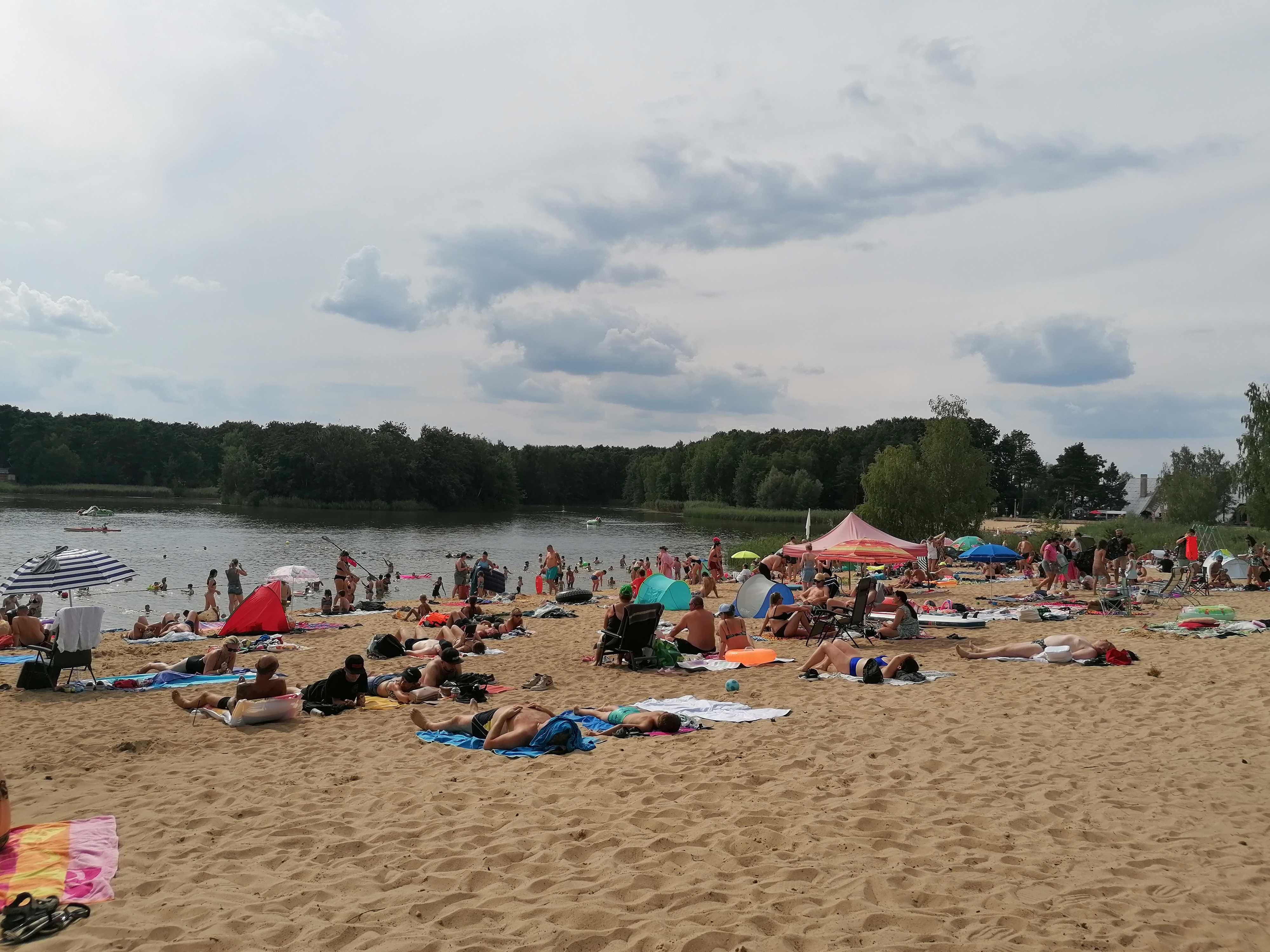 Domki pod Dębami jez.Średnie, Turawa,
