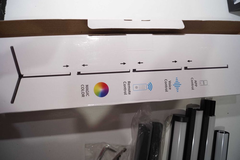 Lampa podłogowa narożna LED MRD-QJD001-4