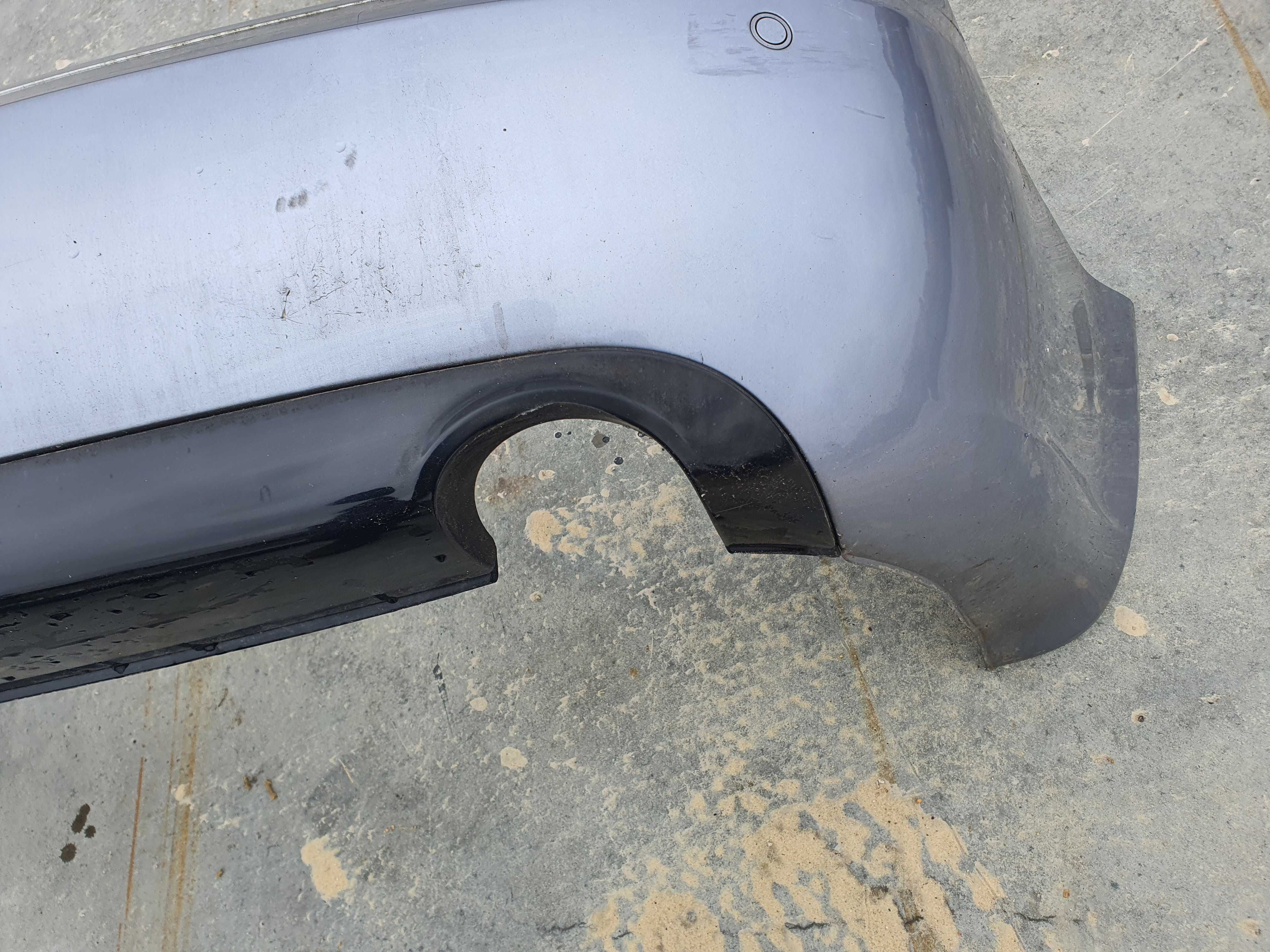Audi A4 B7 sedan zderzak sedan tył PDC kolor LY7H 11 AL