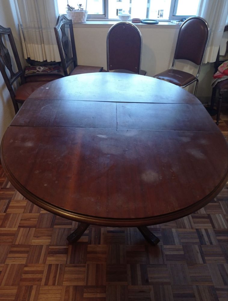 Mesa Mogno com 02 cadeiras