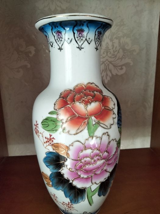 Peças únicas de porcelana