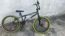 bicicleta bmx sem travoes!!