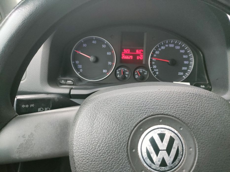 Volkswagen Golf V 1.4 benzyna 2005r klimatronic.