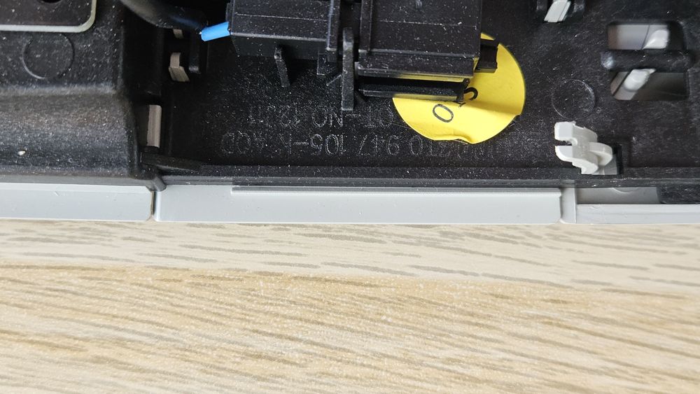 Lampka wnętrza Skoda Superb 2 szary