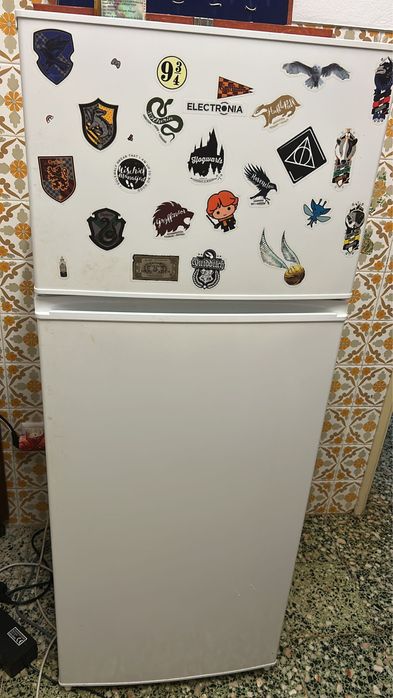 Frigorifico electronia como novo