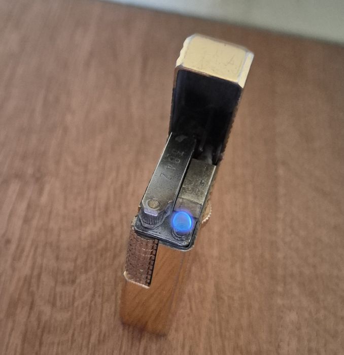 Винтажная зажигалка  ZAIMA