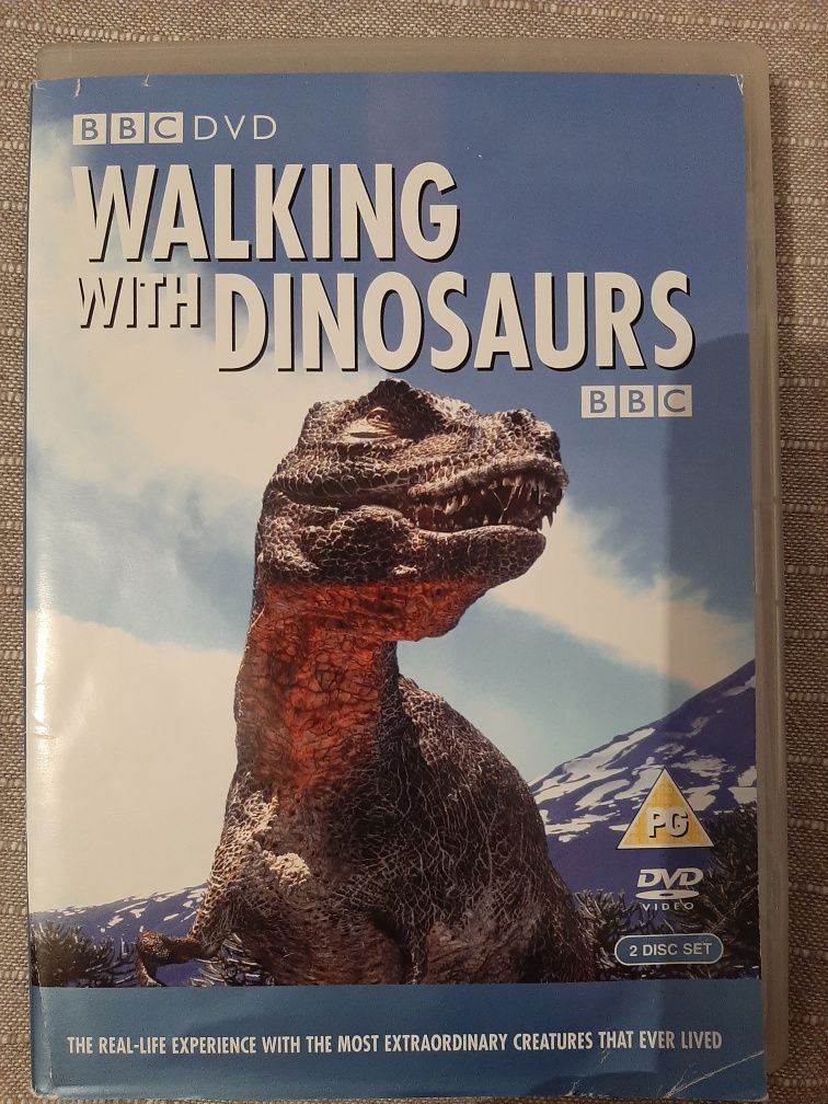 DVD диски Прогулки с динозаврами