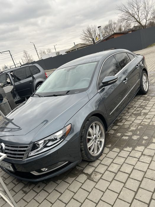 Стильний Volkswagen Passat CC 2012 — доглянутий, сів і поїхав