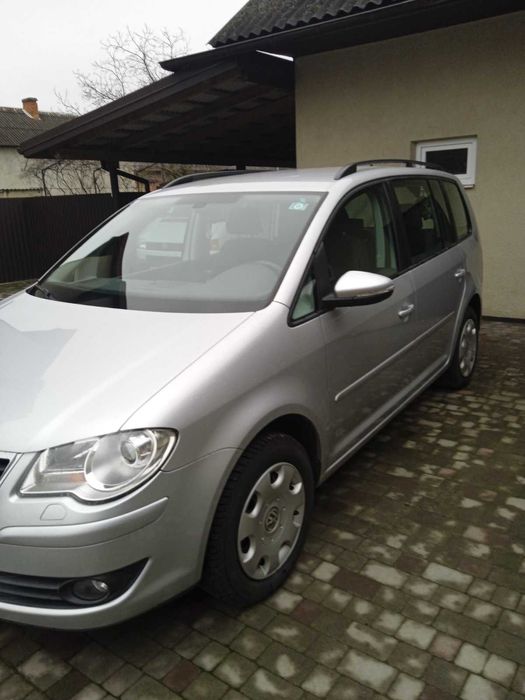 Продам Volkswagen Touran 1.9tdi 2010р.в