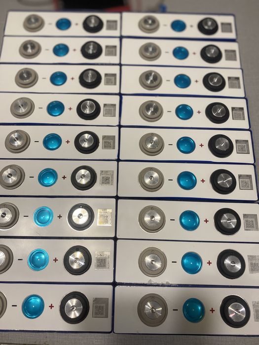 Акумулятор LifePo4 24V 2500w EVE105Ah смарт BMS JK 200Ah