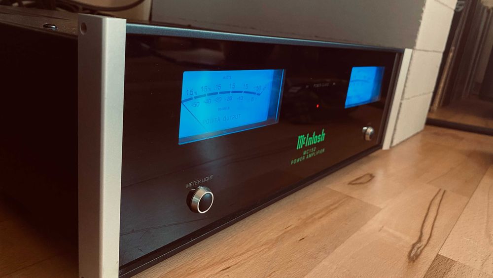 McIntosh MC152 - stereofoniczny wzmacniacz mocy klasy high-end