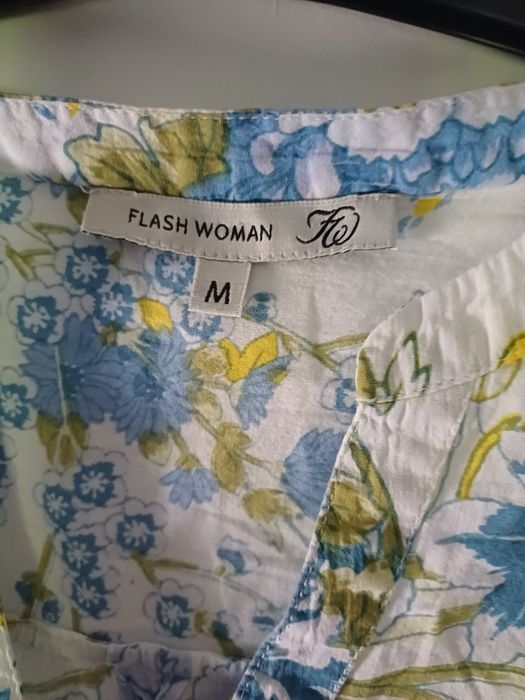 Koszula biala w niebieskie kwiaty bawelniana niebieskie chabry