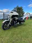 Harley-Davidson FLHT Electra Glide Standard Harley Davidson FLHTP Police