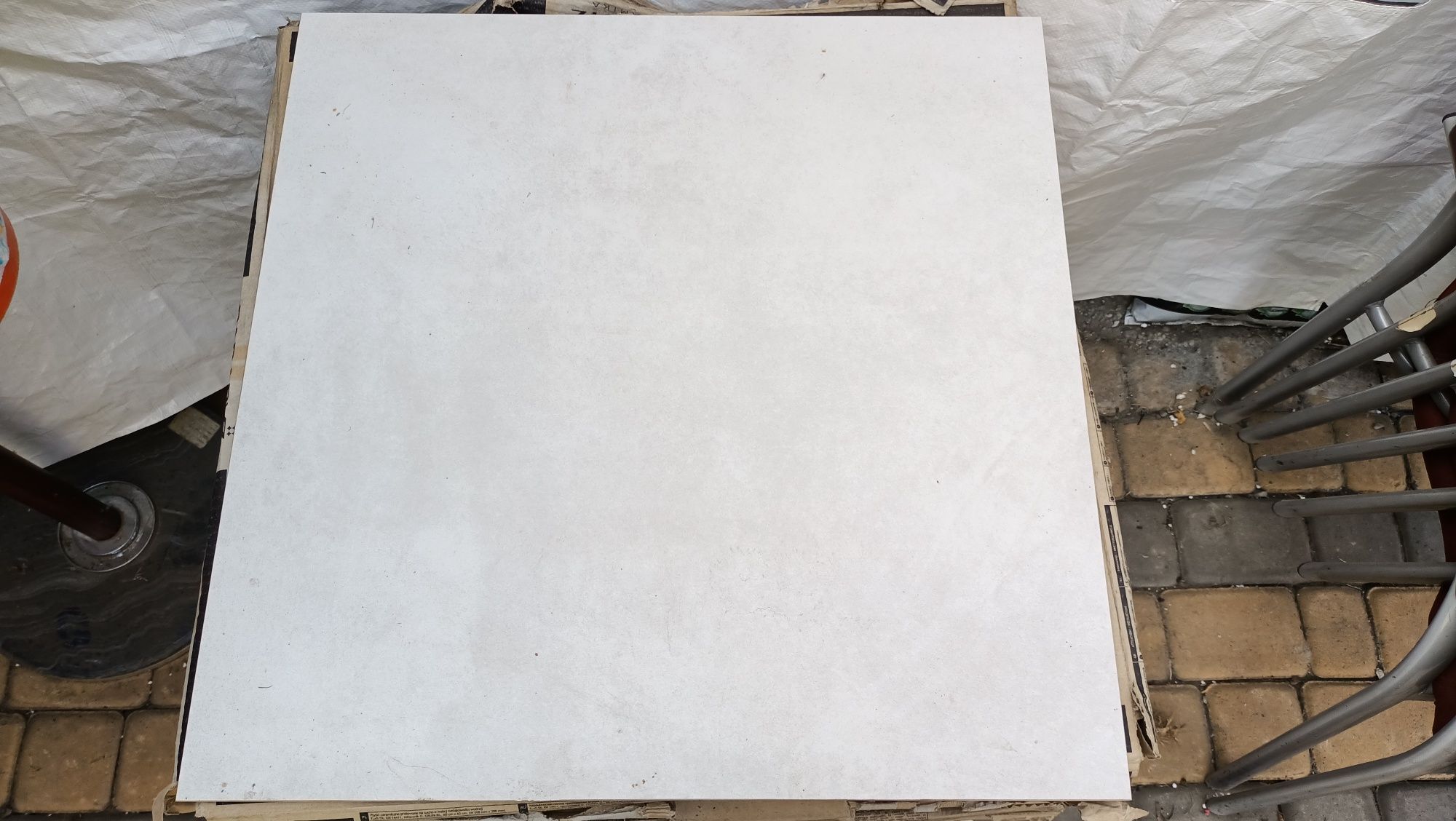 Magnetic Bianco Gres 60x60