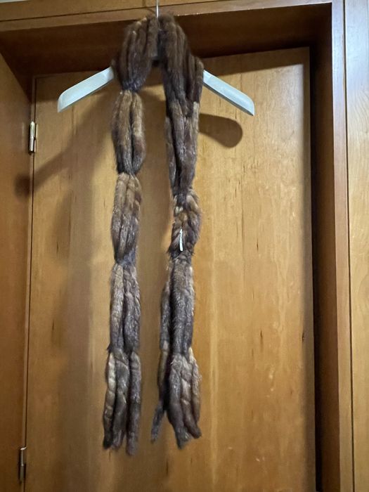 Cachecol de rabinhos de vison