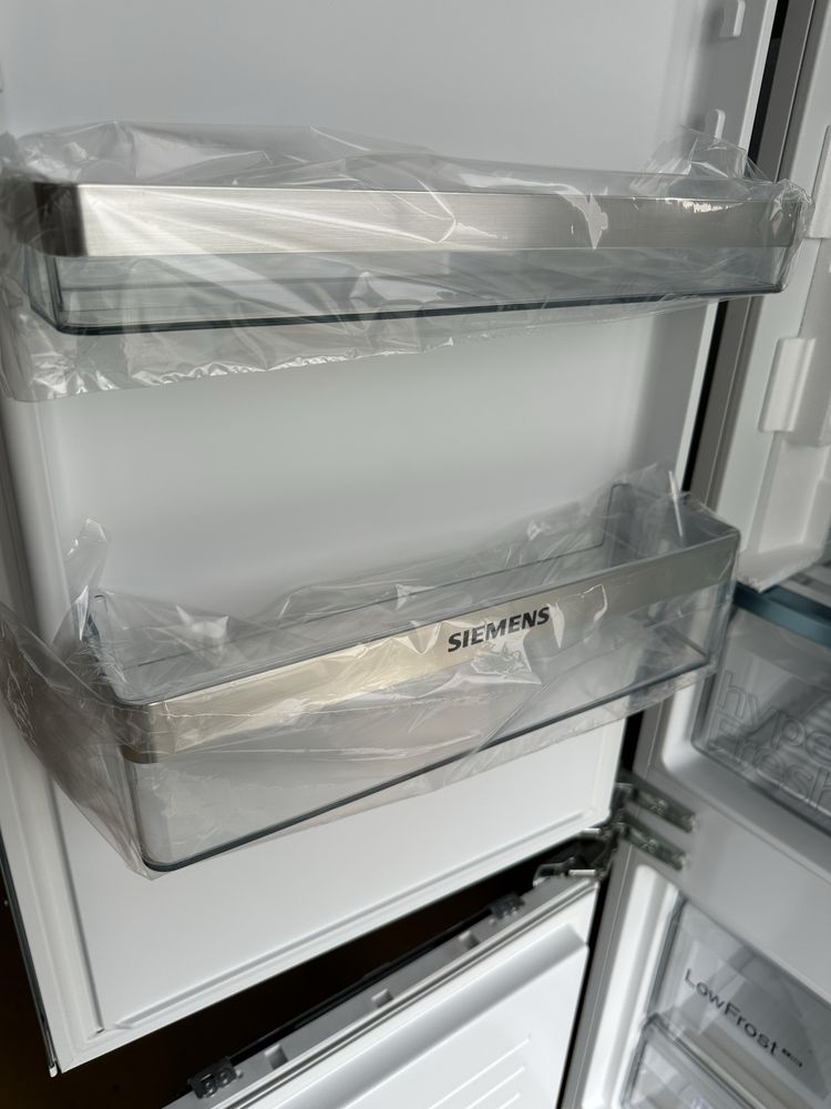 Siemens KI87VVFE1 lodówka do zabudowy 177 cm