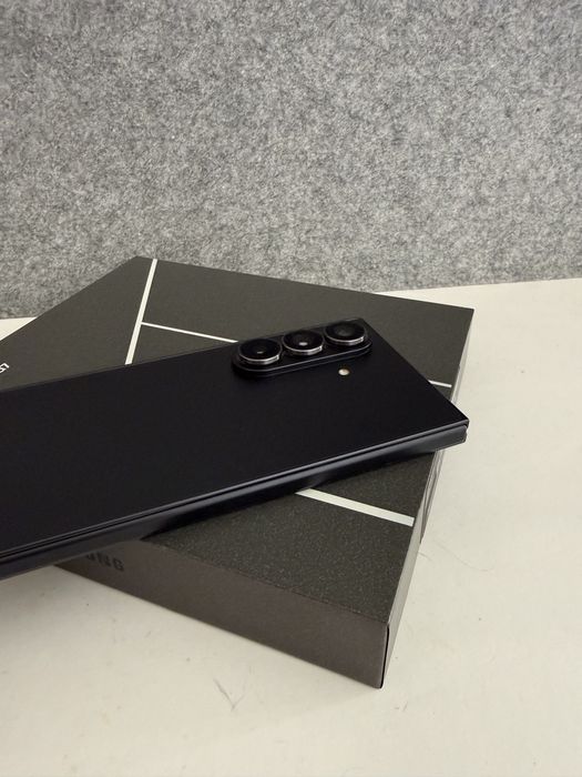 Troco/Vendo Samsung Z Fold 7 512GB JETBLACK