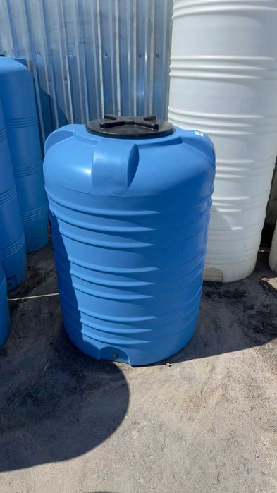 Пласткові бочки для води технічні та харчові до 15000 л. Є Доставка