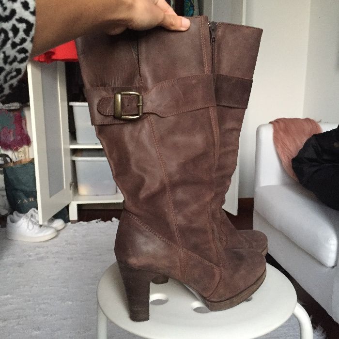 Botas Zara em pele